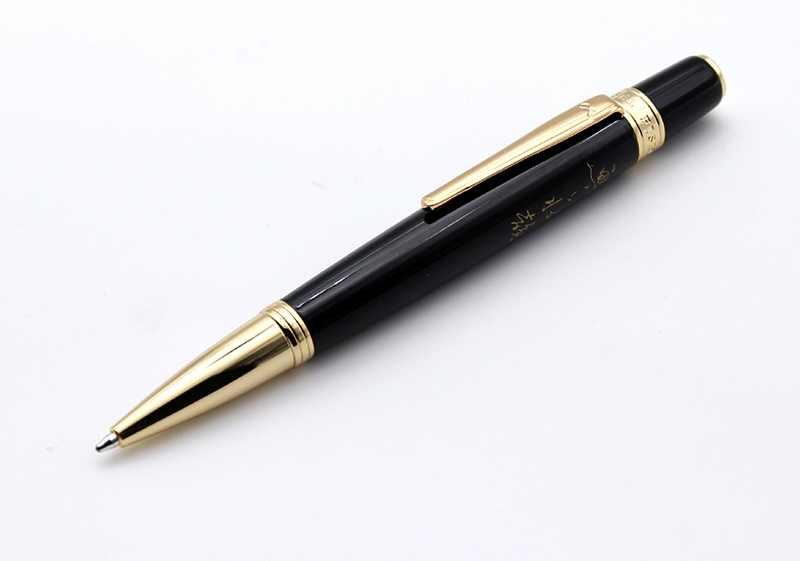 签字笔  美工笔  圆珠笔  蘸水笔 金笔  钢笔 定制笔  书法笔、签字笔   宝威BVSports（中国） 水妖